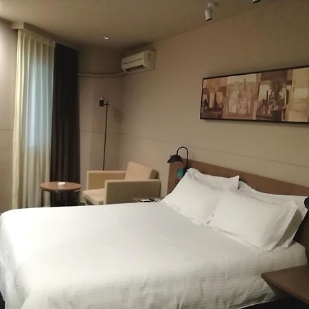 Jinjiang Inn –The Mixc Subway, Nanning Bagian luar foto