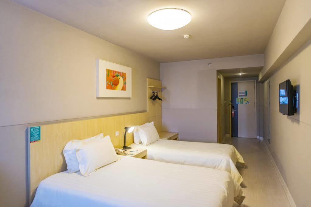 Jinjiang Inn –The Mixc Subway, Nanning Bagian luar foto