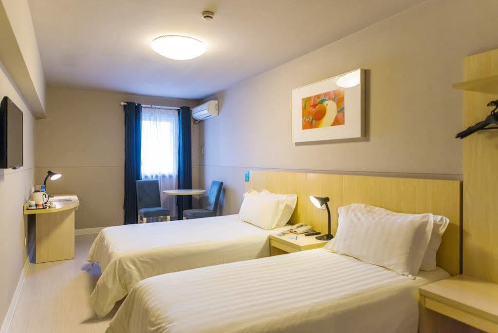 Jinjiang Inn –The Mixc Subway, Nanning Bagian luar foto